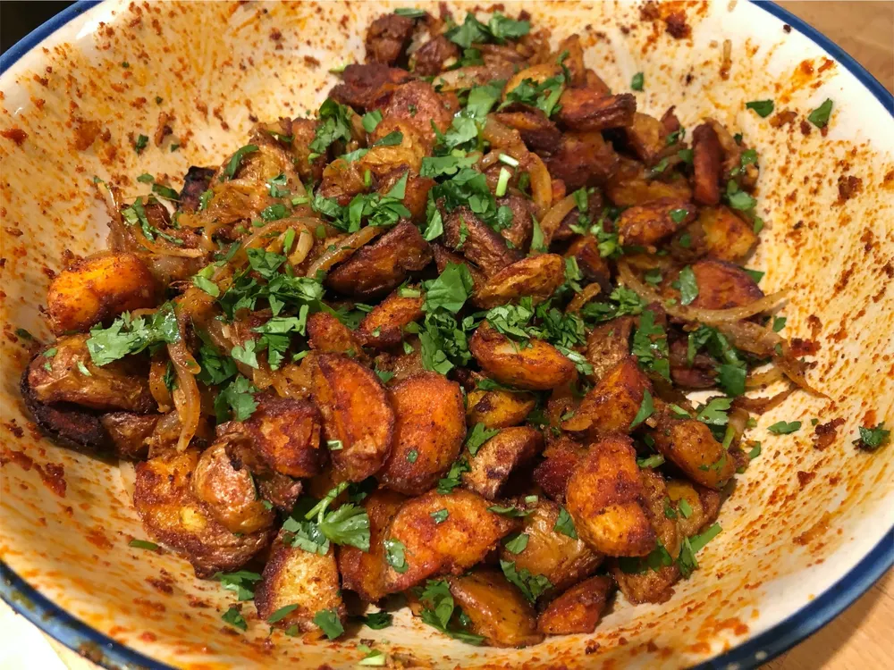 Crunchy Spicy Garlic Potatoes